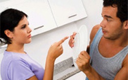 Giận 'cá' cơ quan, chém 'thớt' gia đình